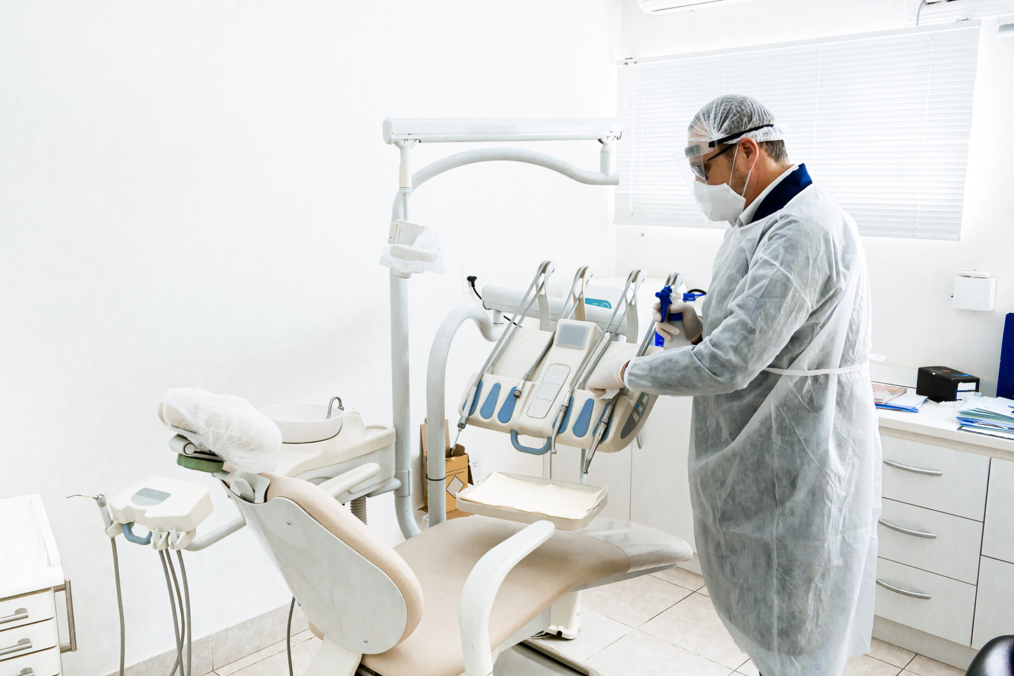 Els dentistes, els professionals sanitaris amb menys contagis per COVID-19